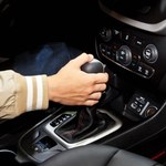1305 zł kary jeśli posiadasz auto od co najmniej 5 lat. Kontrole już trwają