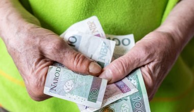14. emerytura wyższa o 600 zł. Seniorzy dostaną 2200 zł zamiast 1600 zł