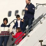 14 samolotów, 300 agentów i jedzenie z USA. Świta J.D. Vance'a oszałamia