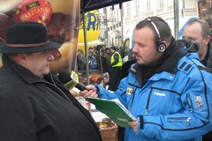 14. Wigilia dla bezdomnych i potrzebujących na krakowskim Rynku