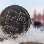 15. dzień agresji Rosji na Ukrainę: Ropa drożeje, złoty znów się osłabia