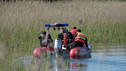 15-latek rzucił się na pomoc tonącym nastolatkom w Żeliszewie. Uratował jedną z nich