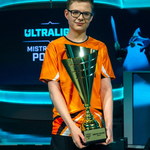 15-letni Jakub "Kubixon" Warzecha nowym Mistrzem Polski w Teamfight Tactics