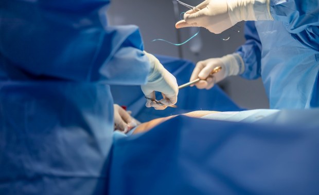 15-letnia Cristina z Afryki trafiła już do olsztyńskiego szpitala