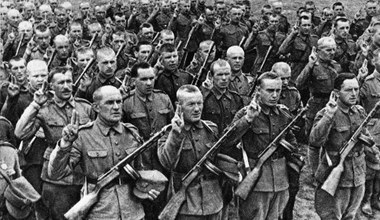 15 lipca 1943 r. Żołnierze 1. Dywizji Piechoty LWP im. Tadeusza Kościuszki złożyli przysięgę