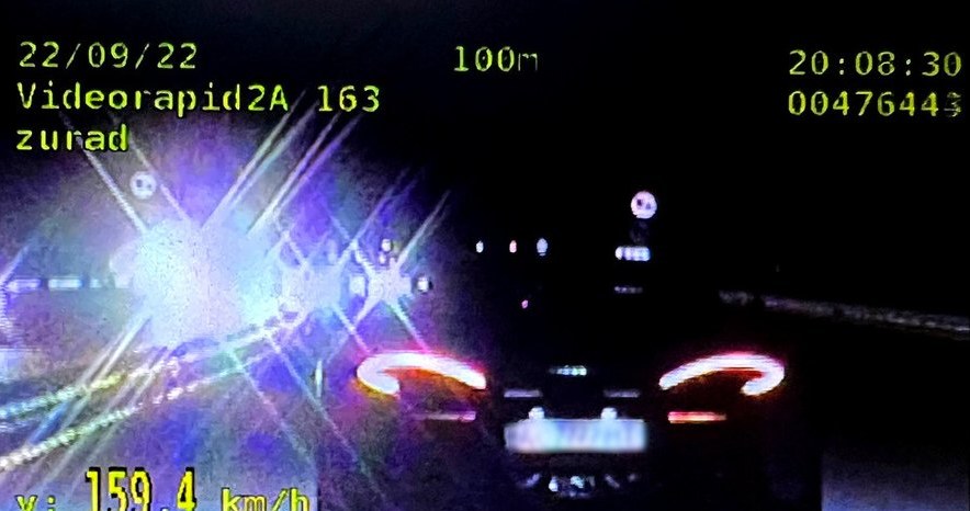 159,4 km radiowóz jechał w miejscu, w którym obowiązywało ograniczenie do 70 km/h /Policja