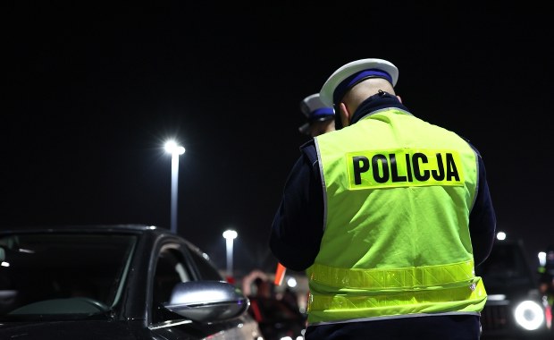 16-latek za kółkiem. Wpadł przez światła