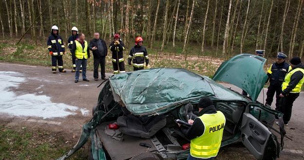 16-letni kierowca najprawdopodobniej nie odpowie za swój czyn /PAP