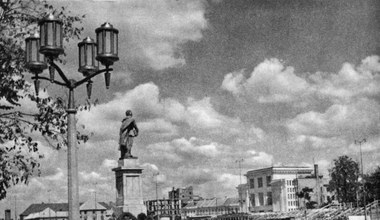 ​16 listopada 1989 r. Demontaż pomnika Feliksa Dzierżyńskiego