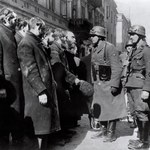 16 maja 1943 r. Niemcy wysadzili Wielką Synagogę w Warszawie