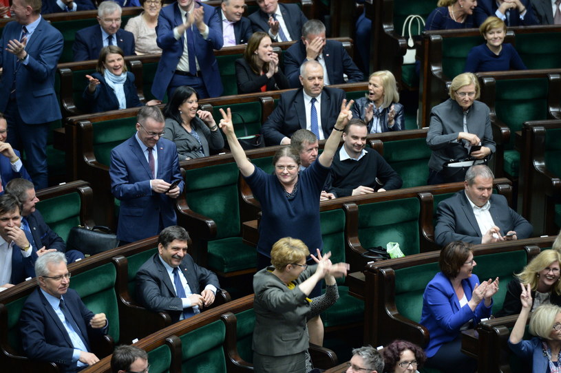 16. posiedzenie Sejmu /Jacek Turczyk /PAP