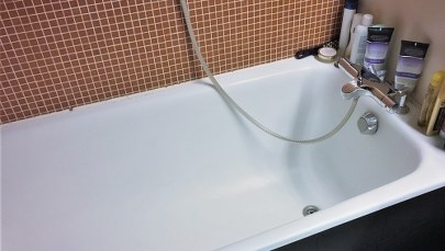 16 tys. euro za… pięć dni w wannie! Nietypowa oferta pracy