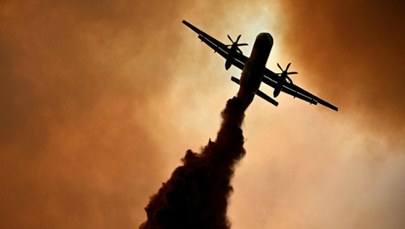 16 tys. hektarów spalone. Jest jedna ofiara i kilku rannych