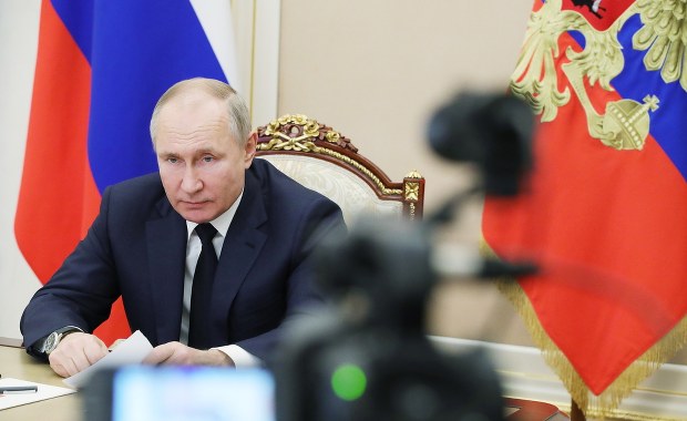 17-latka, która pławi się w luksusie. Nawalny ujawnia, jak żyje nieślubna córka Putina