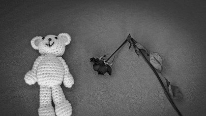 17-latka zabiła swoje dziecko, partner zacierał ślady