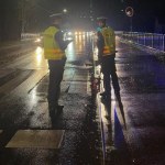 17-latkowie potrąceni na przejściu dla pieszych. Apel policji