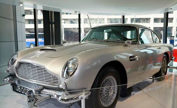 17 samochodów Jamesa Bonda. Otwarto niezwykłą wystawę