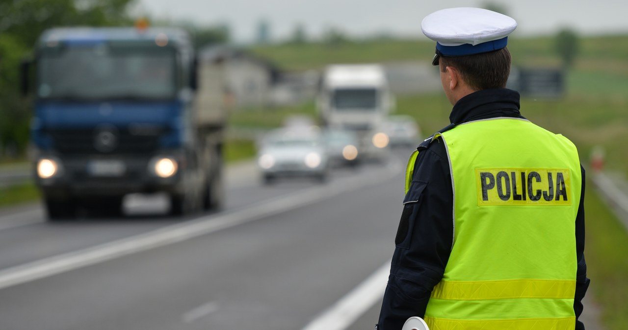 17 września w życie wchodzi nowy taryfikator punktów karnych oraz mechanizm "recydywy" /Getty Images