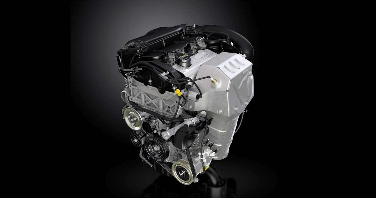 170 KM z 1 l pojemności! Silnik RCZ R został zbudowany przez dział sportowy francuskiej marki, zajmujący się autami wyczynowymi. Oparty jest na 200-konnym 1.6 THP, ale ma m.in. wzmocniony blok, kute tłoki i nowe korbowody. Jego turbosprężarkę zasilają dwa kanały. /Peugeot