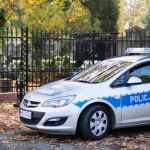 171 nagrobków splądrowanych. Sprawcom puściły hamulce, pilny apel policji