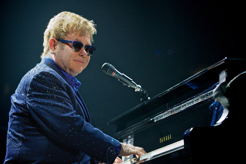 18 czerwca publiczność zachwyci fenomenalny głos Eltona Johna /materiały prasowe