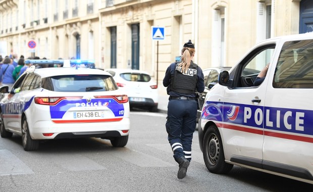 18-latka wyrzuciła noworodka przez okno. Tragedia w hotelu 