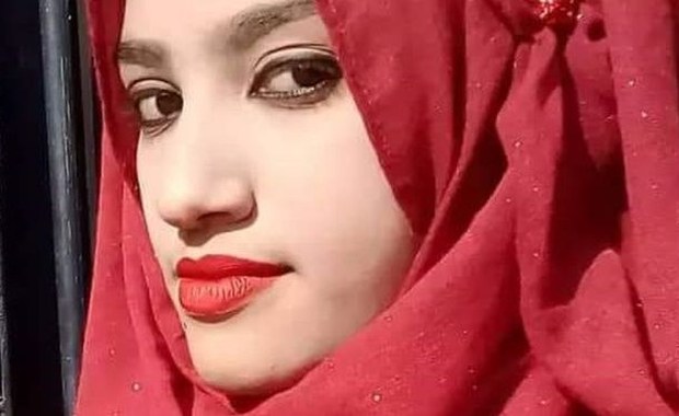 19-latka oskarżyła nauczyciela o molestowanie. Spalono ją żywcem