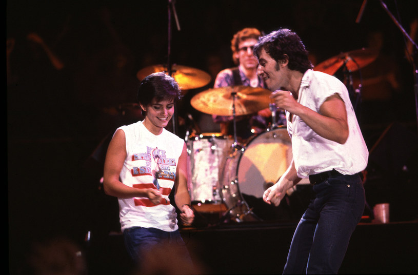 19-letnia Courtney Cox i Bruce Springsteen /Paul Natkin /Getty Images