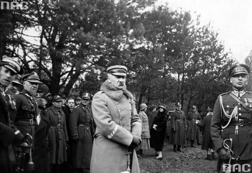 19 marca 1925 rok. Uroczystości imieninowe Józefa Piłsudskiego w Sulejówku /Z archiwum Narodowego Archiwum Cyfrowego