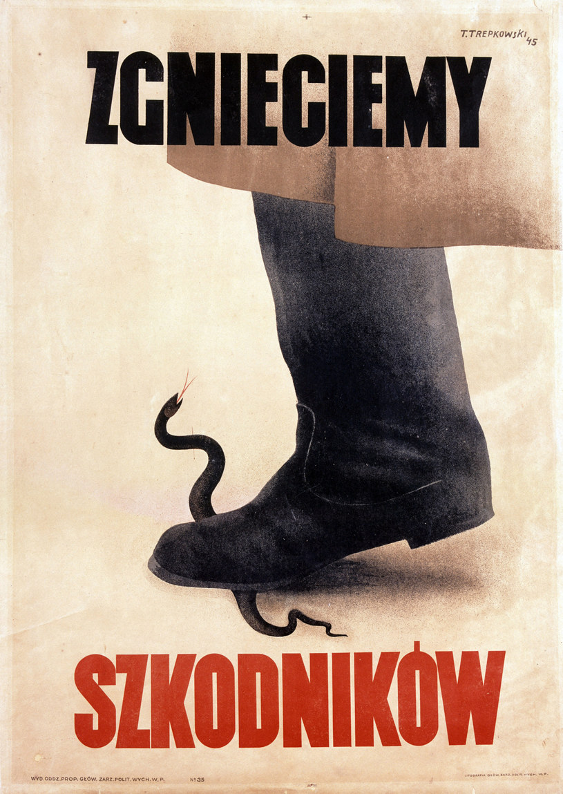 1945. Propagandowy plakat "Zgnieciemy szkodników", autor: Tadeusz Trepkowski /Agencja FORUM