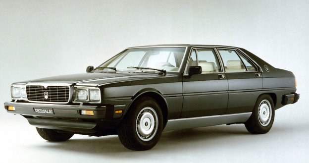 1976-1990, powrót do korzeni - tylny napęd oraz silniki V8 o pojemności 4,1 i 4,9 litra (255-300 KM), karoseria autorstwa Giorgetto Giugiaro; wyprodukowano około 2100 szt. /Maserati