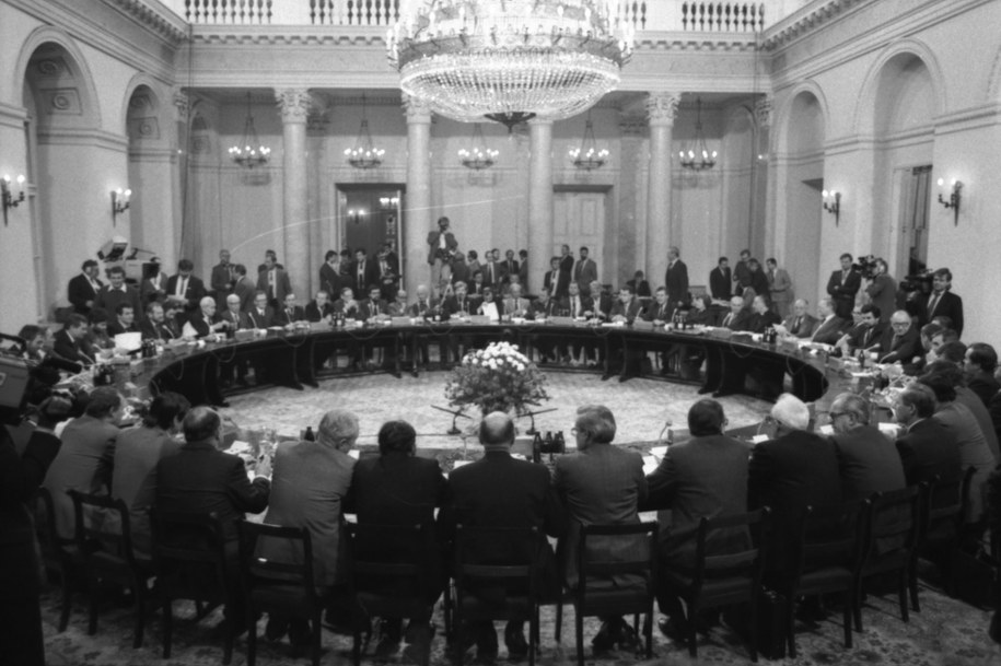 1989 rok, obrady Okrągłego Stołu. /Zbigniew Matuszewski /PAP