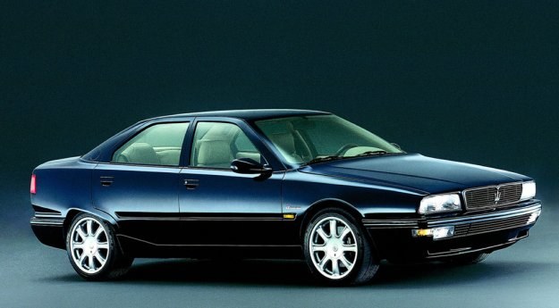 1994-2001, silniki 2.0 V6, 2.8 V6 oraz 3.2 V6 (284-335 KM), linie autorstwa Marcello Gandini; powstało około 2400 egzemplarzy /Maserati