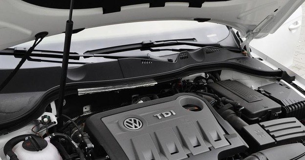 2.0 TDI w Volkswagenie Passacie wymaga jedynie zmiany oprogramowania. Ale czy to wystarczy? /INTERIA.PL