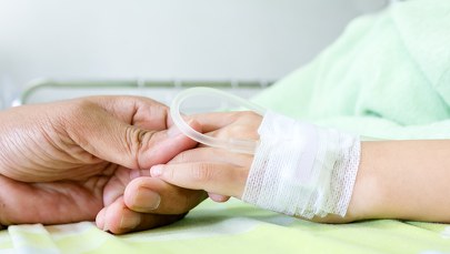 2,5-latek katowany i gwałcony. Matka trafi na obserwację psychiatryczną 