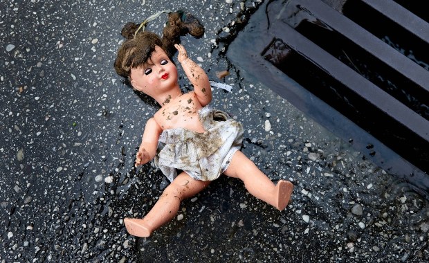 2,5-letnia dziewczynka nie żyje. Matka i konkubent zatrzymani