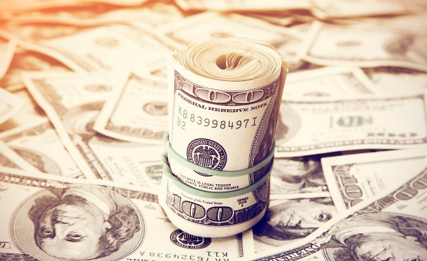 2,8 mln dolarów „kosztował” 87-latka internetowy romans