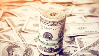 2,8 mln dolarów „kosztował” 87-latka internetowy romans