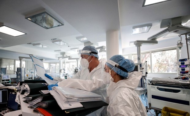 2 lata temu pierwszy przypadek koronawirusa w Europie. Zakażony handlarz wina