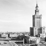 2 maja 1952 r. Rozpoczęto budowę Pałacu Kultury i Nauki