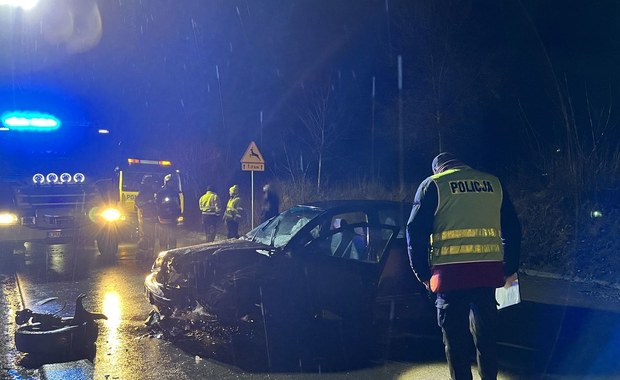 2 promile i dożywotni zakaz kierowania. 57-latek zatrzymany po wypadku