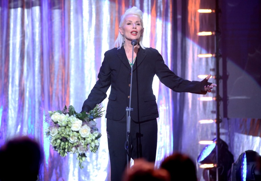 20.04.2016. Gala 22. edycji wręczenia Nagród Akademii Fonograficznej Fryderyk 2016 w kategoriach muzyki rozrywkowej i jazzowej, 20 bm. w Teatrze Polskim w Warszawie. Złotego Fryderyka 2016 w kategorii "muzyka rozrywkowa" otrzymała Kora /PAP/Leszek Szymański /PAP