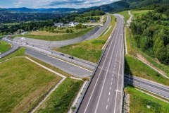 ​20 października kierowcy odetchną z ulgą. Ta droga zachwyca rozmachem