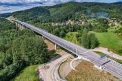 ​20 października kierowcy odetchną z ulgą. Ta droga zachwyca rozmachem