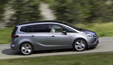 200-konny Opel Zafira Tourer