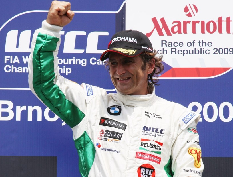 2009 rok. Zanardi wygrywa wyścig WTCC na torze w Brnie /Informacja prasowa
