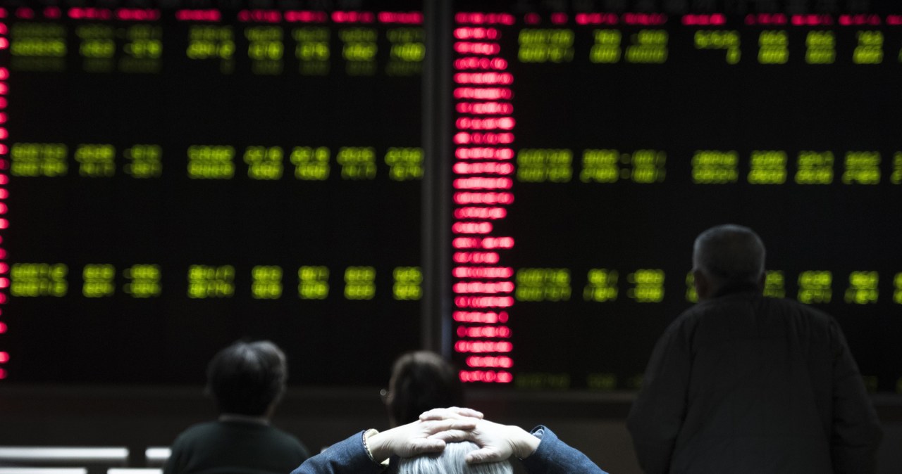2022 rok moze być trudny na rynkach akcji /AFP