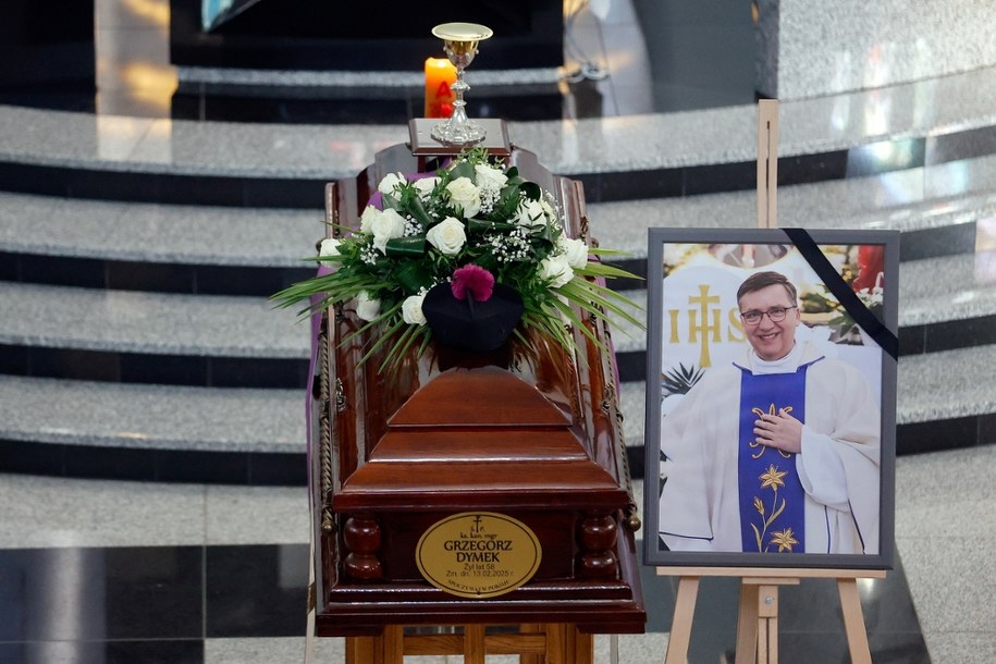 21.02.2025. Uroczystości pogrzebowe śp. ks. Grzegorza Dymka w kościele pw. Matki Bożej Fatimskiej w Kłobucku /Waldemar Deska /PAP