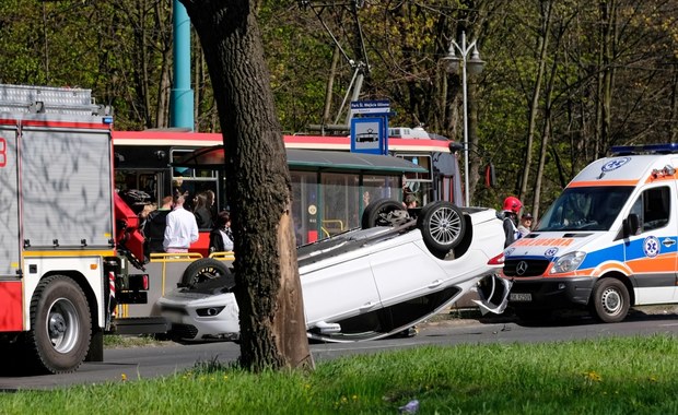 224 wypadki, 26 zabitych i 249 rannych, 860 pijanych za kółkiem… To świąteczny okres na drogach