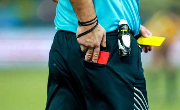 23 czerwone kartki. Dantejskie sceny podczas meczu w Brazylii